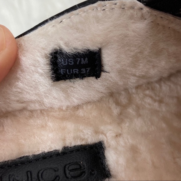 VINCE Black Lamb Fur Lined shoes 7M - Picture 9 of 9